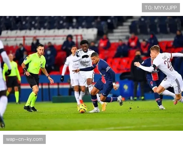 法甲欧冠希望寄托于卫冕冠军巴黎 马赛摩纳哥同积九分